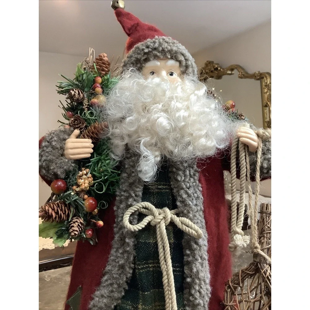 Woodland Christmas Santa Tree Topper Tabletop Figurine 19